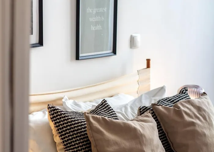 Lovelystay - Aurora Heights Oporto