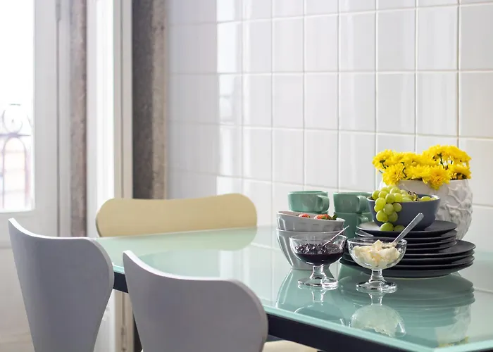 Lovelystay - Aurora Heights * Oporto