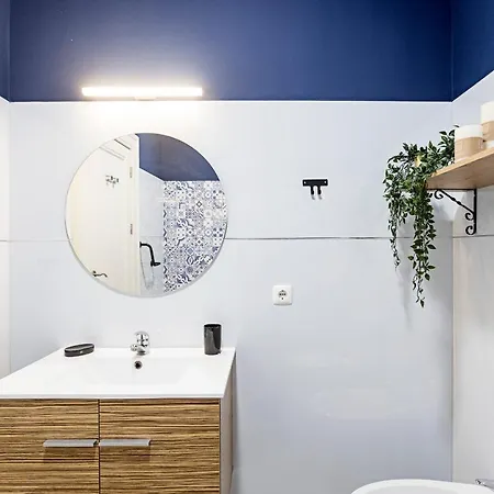 Lovelystay - Aurora Heights Apartment Porto