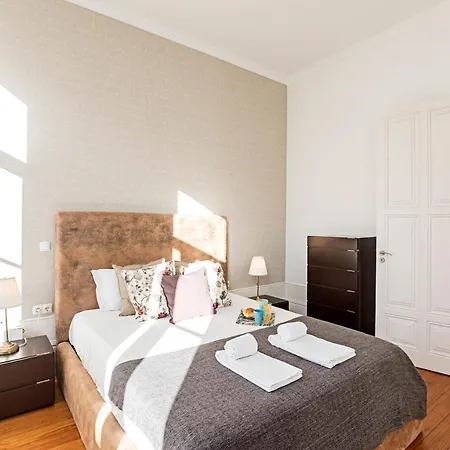 Lovelystay - Aurora Heights
