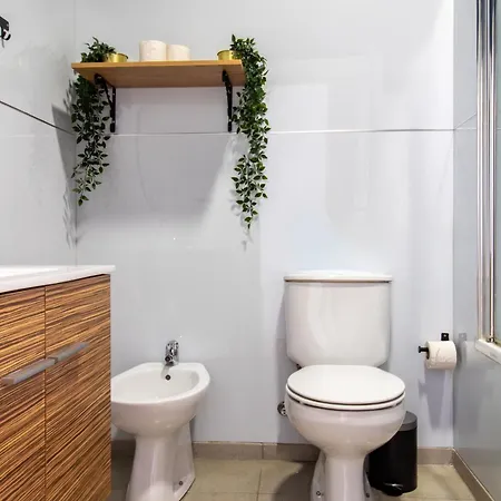 Lovelystay - Aurora Heights Apartment Porto