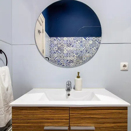 Appartement Lovelystay - Aurora Heights Porto
