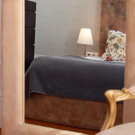 Lovelystay - Aurora Heights Апартаменты