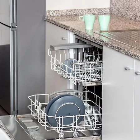 Lovelystay - Aurora Heights Апартаменты *